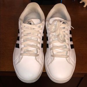 Adidas Baseline sneakers
